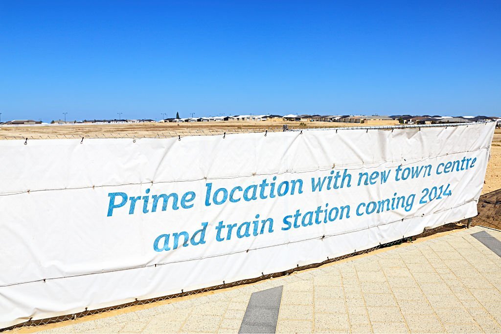 Что такое баннерная сетка, технологии производства и выбор оптимального материала