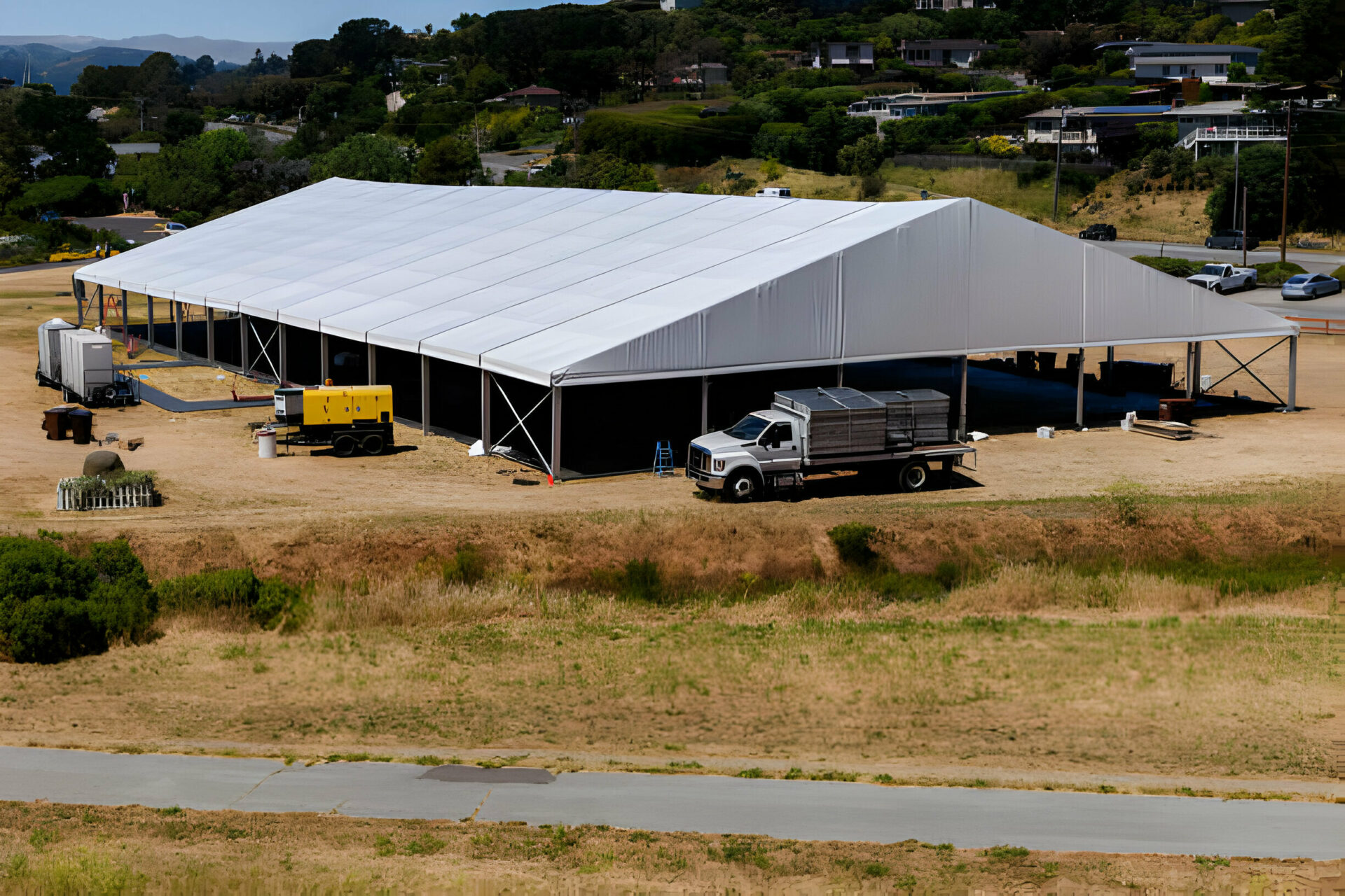 Выбор материала для каркасно-тентовых конструкций