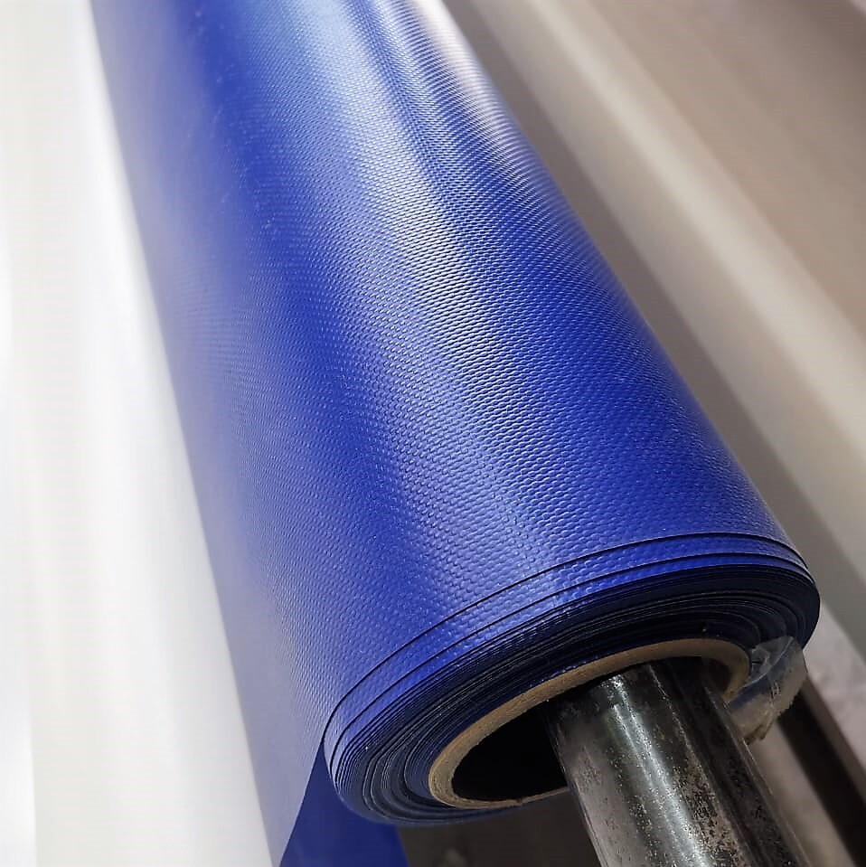 Ткань на отрез или в рулонах: особенности выбора тентовой ткани